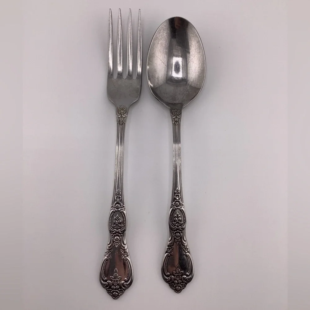 Oneida “St. Ives” Flatware Dinner Fork and Soup Spoon